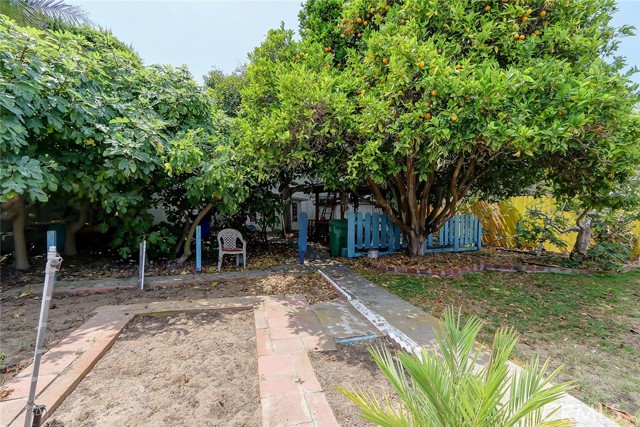 1544 Mathews Avenue, Manhattan Beach, California 90266, 3 Bedrooms Bedrooms, ,1 BathroomBathrooms,Residential,Sold,Mathews,SB22190690