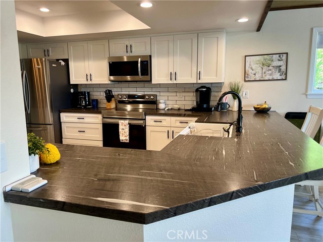 Detail Gallery Image 25 of 69 For 28870 Broken Arrow Cir, Menifee,  CA 92584 - 3 Beds | 2/1 Baths