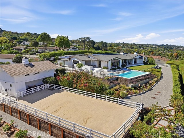 38 Saddleback, Rolling Hills CA: https://media.crmls.org/medias/625334bb-0c6a-4425-a073-1b9eb3af94d2.jpg