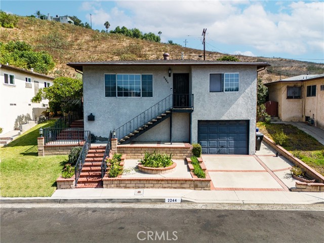 Detail Gallery Image 1 of 31 For 2244 Thelma Ave, Los Angeles,  CA 90032 - 3 Beds | 2 Baths