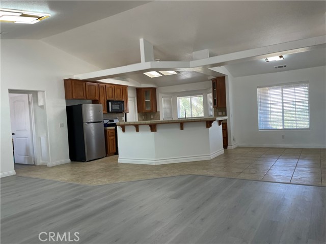 Detail Gallery Image 9 of 32 For 4679 Gorgonio Rd, Phelan,  CA 92371 - 4 Beds | 2 Baths