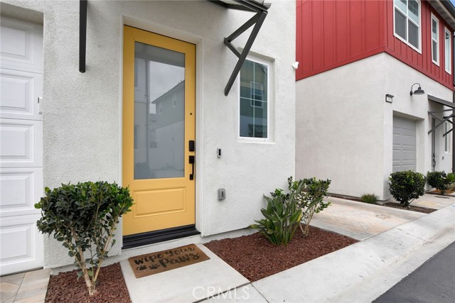 Detail Gallery Image 4 of 26 For 2446 E Encanto Paseo, Ontario,  CA 91762 - 2 Beds | 2/1 Baths