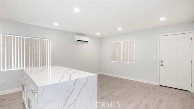 Detail Gallery Image 6 of 18 For 12558 1/2 Vanowen St, North Hollywood,  CA 91605 - 1 Beds | 1 Baths