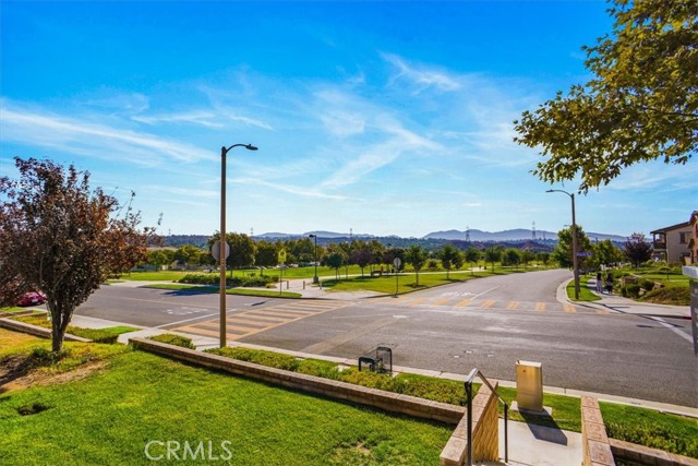 Detail Gallery Image 26 of 35 For 28675 Vista Del Rio Dr, Valencia,  CA 91354 - 4 Beds | 3/1 Baths