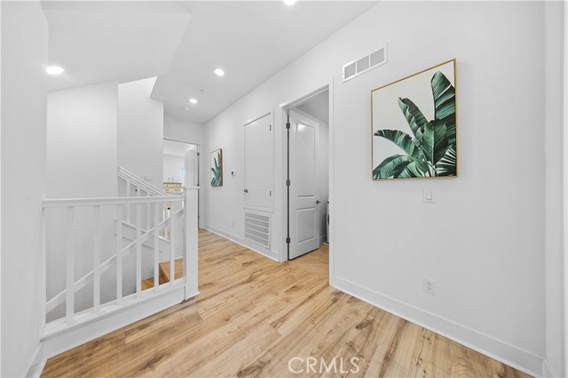 Detail Gallery Image 28 of 60 For 102 Yugen, Irvine,  CA 92618 - 4 Beds | 3/1 Baths