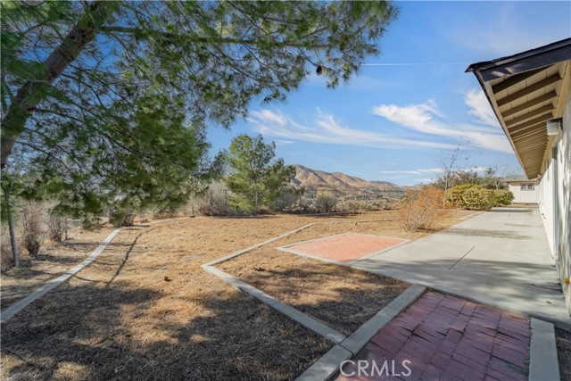 31427 Indian Oak Rd, Acton CA: https://media.crmls.org/medias/6255f780-f51e-4c2c-a2e3-ed86b725baef.jpg