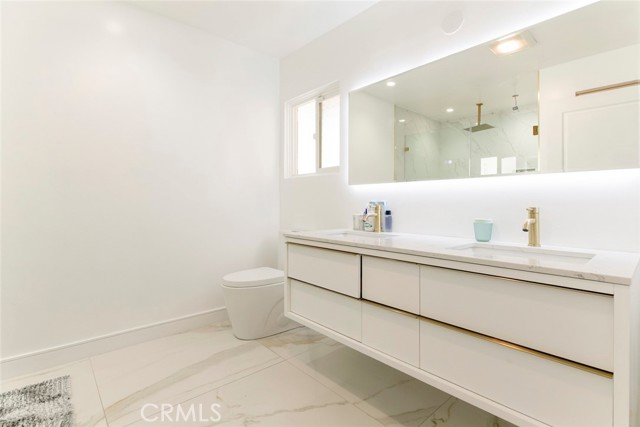 12410 Mclennan Avenue, Granada Hills CA: https://media.crmls.org/medias/62568f13-4bab-425e-85a8-f8752e21b456.jpg