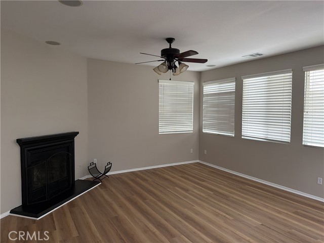 Detail Gallery Image 5 of 33 For 44148 48th St, Lancaster,  CA 93536 - 5 Beds | 3 Baths