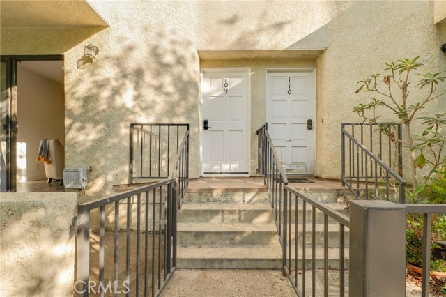 Detail Gallery Image 29 of 42 For 15045 Nordhoff St #109,  North Hills,  CA 91343 - 2 Beds | 2/1 Baths