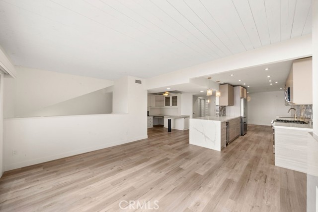 Detail Gallery Image 13 of 36 For 21751 Ocean Vista Dr, Laguna Beach,  CA 92651 - 3 Beds | 2/1 Baths