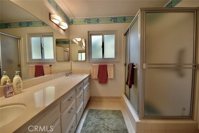 6231 Lochvale Drive, Rancho Palos Verdes, California 90275, 4 Bedrooms Bedrooms, ,1 BathroomBathrooms,Residential,Sold,Lochvale,PV22114558