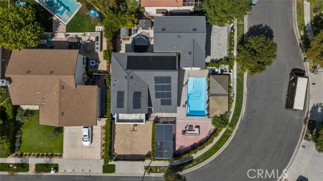 6245 N McLaren, Woodland Hills CA: https://media.crmls.org/medias/625979ec-62c9-4e1e-a948-fb1fe9a35d9a.jpg