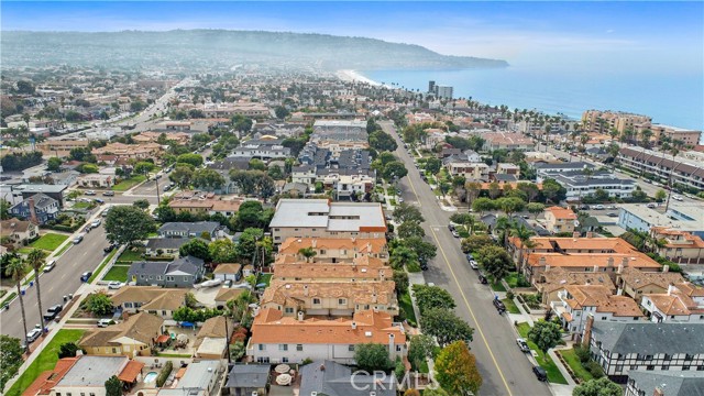 612 Broadway, Redondo Beach, California 90277, 4 Bedrooms Bedrooms, ,2 BathroomsBathrooms,Residential,Sold,Broadway,SB21240022