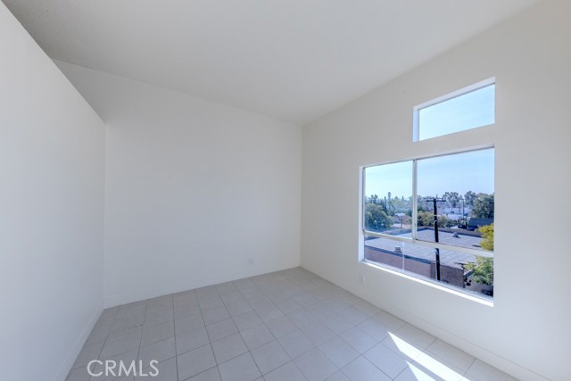 Detail Gallery Image 10 of 28 For 450 E 4th St #423,  Santa Ana,  CA 92701 - 1 Beds | 1 Baths