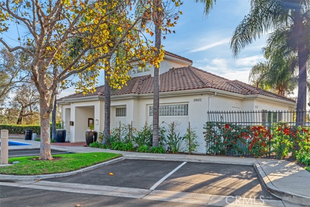 19256 Jasper Hill Road, Lake Forest CA: https://media.crmls.org/medias/6259eeb2-4517-4e5b-b6f0-93cbbfb45f8c.jpg
