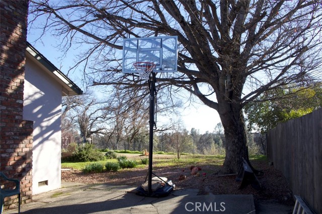 Detail Gallery Image 10 of 48 For 1355 Riviera Dr, Redding,  CA 96001 - 3 Beds | 1 Baths