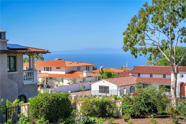 1808 Via Coronel, Palos Verdes Estates CA: https://media.crmls.org/medias/625a6fac-9dce-4cce-b5c6-f141128af0c3.jpg