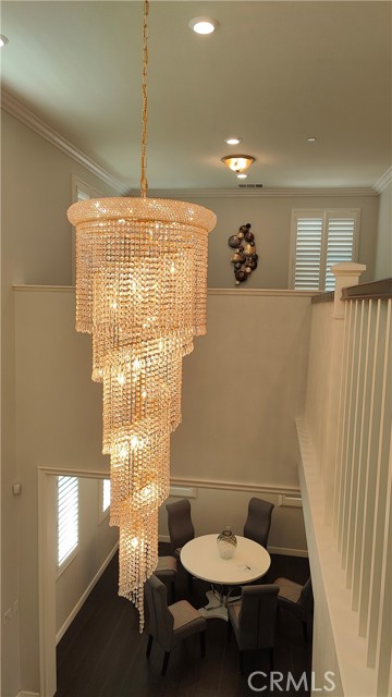 6956 Dublin Drive, Chino CA: https://media.crmls.org/medias/625ac0eb-8f18-4d0b-b95c-b4d602204202.jpg