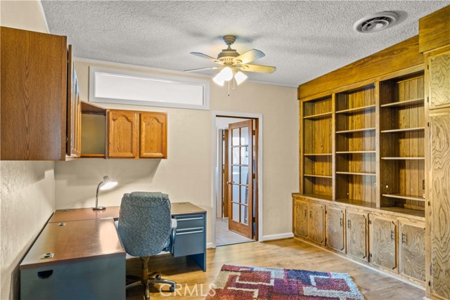 Detail Gallery Image 28 of 44 For 58290 Lisbon Dr, Yucca Valley,  CA 92284 - 3 Beds | 2/1 Baths