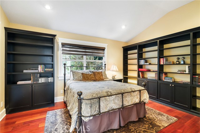 Detail Gallery Image 50 of 71 For 1314 19th St, Manhattan Beach,  CA 90266 - 5 Beds | 4/2 Baths
