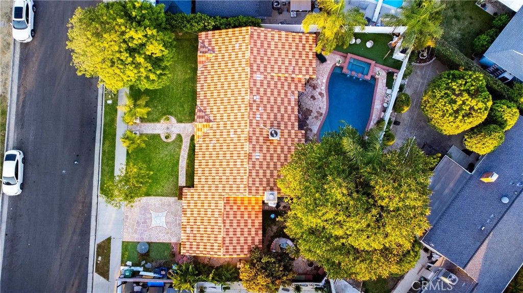 https://media.crmls.org/medias/625cadfe-13d4-4a3a-bf4b-169c7fd06f06.jpg?preset=X-Large