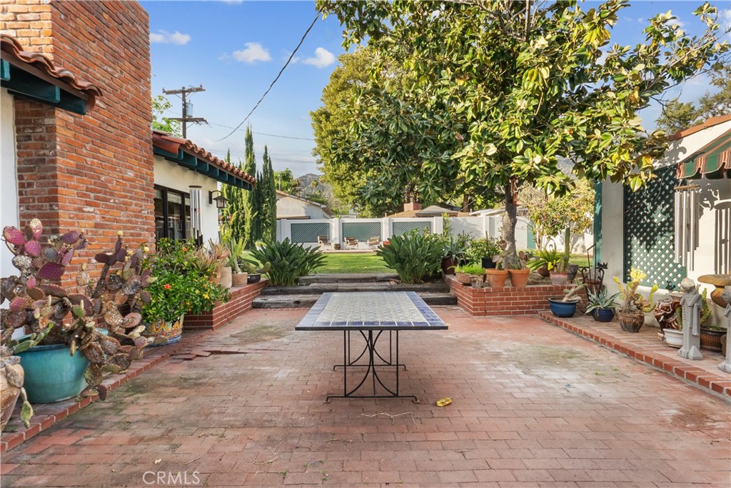 1521 N Columbus Avenue Glendale img 60