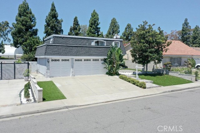 Front Image Thumbnail for CROC26173362