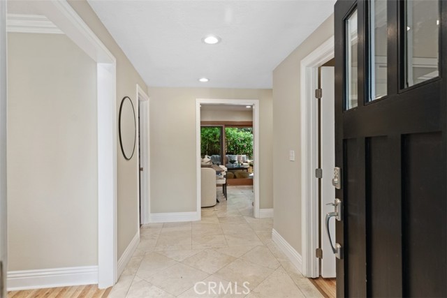 25412 Hugo Road, Laguna Niguel CA: https://media.crmls.org/medias/625ef7f4-fd1e-467e-8efe-84f27089ac6d.jpg
