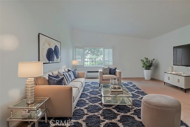 241 Calle Aragon, Laguna Woods CA: https://media.crmls.org/medias/625ff29c-4d29-4c44-a932-b0f082c225dc.jpg
