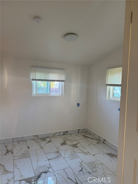 Detail Gallery Image 11 of 11 For 427 N Sutter St, Planada,  CA 95365 - 3 Beds | 1 Baths