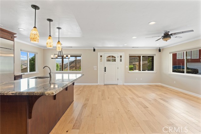 30300 Live Oak Canyon Road, Redlands CA: https://media.crmls.org/medias/6260881c-2e44-42b0-943e-9290c0b10b9a.jpg