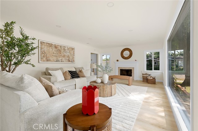 Detail Gallery Image 14 of 42 For 301 W Malvern Ave, Fullerton,  CA 92832 - 3 Beds | 3 Baths