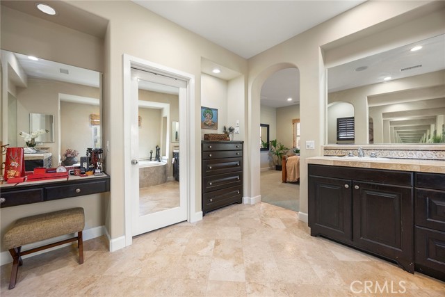 Detail Gallery Image 28 of 32 For 24 Tree Clover, Irvine,  CA 92618 - 3 Beds | 2/1 Baths