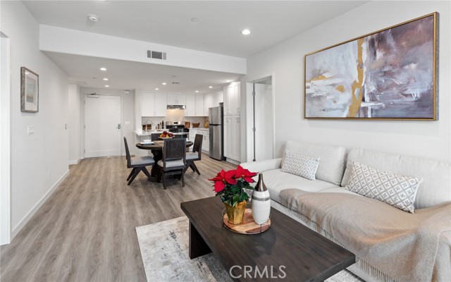 Detail Gallery Image 16 of 50 For 419 N Chandler Ave #409,  Monterey Park,  CA 91754 - 2 Beds | 2/1 Baths
