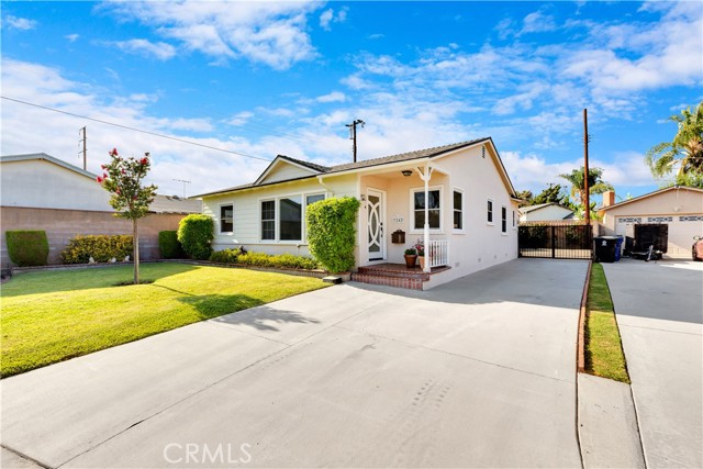 3242 Heglis Avenue, Rosemead CA: https://media.crmls.org/medias/62618c7e-7ae7-4301-b164-e6e6a268220a.jpg
