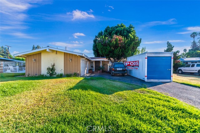 9076 Haskell St, Riverside, CA 92503