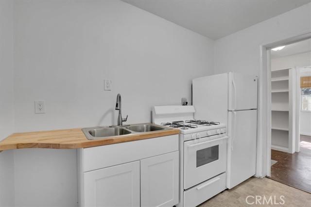 Detail Gallery Image 9 of 25 For 3844 E 15th St, Long Beach,  CA 90804 - 1 Beds | 1 Baths