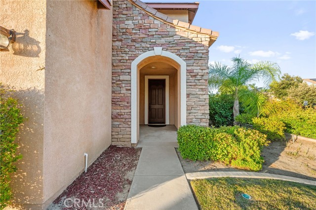 Detail Gallery Image 6 of 73 For 33926 Channel, Temecula,  CA 92592 - 4 Beds | 2/1 Baths