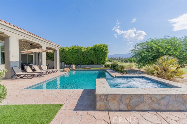 55675 Turnberry Way, La Quinta CA: https://media.crmls.org/medias/6261d460-24d1-4bc9-9e1e-c438b6c03d0c.jpg