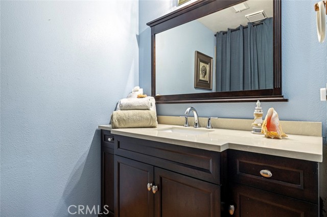 Detail Gallery Image 34 of 40 For 8052 N Mariposa St, Fresno,  CA 93720 - 3 Beds | 2 Baths