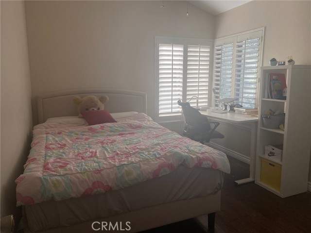 2408 N North Creek Lane, Fullerton CA: https://media.crmls.org/medias/62620d35-f099-43e9-a25f-e170a43b16e0.jpg
