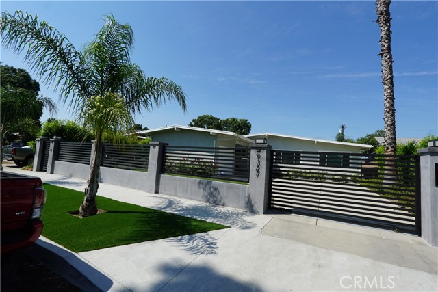 Front Image Thumbnail for CRSR26043358