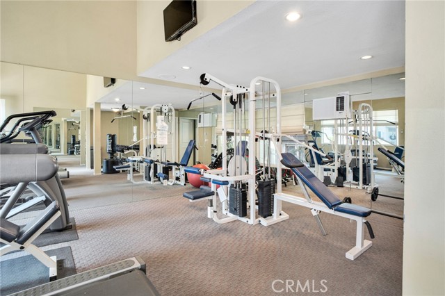 355 N Maple Street, Burbank CA: https://media.crmls.org/medias/62626ae4-3b8f-4ed6-919a-ff9d7f18bf67.jpg