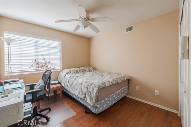 Detail Gallery Image 19 of 28 For 13959 Arthur Ave #1,  Paramount,  CA 90723 - 3 Beds | 2/1 Baths