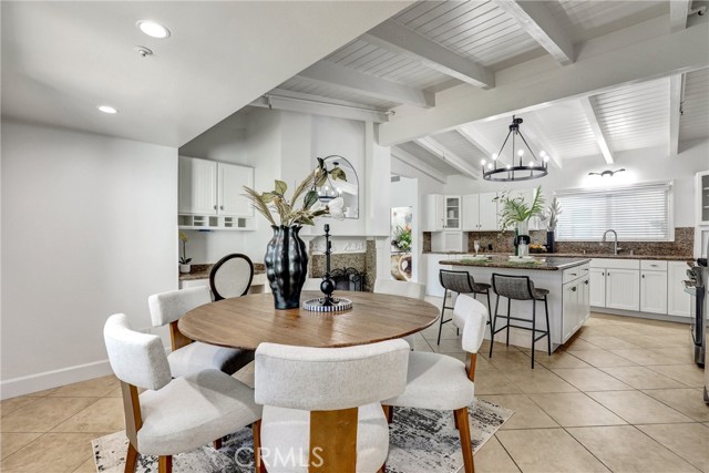 Detail Gallery Image 15 of 48 For 1112 Westcliff Dr, Newport Beach,  CA 92660 - 4 Beds | 4 Baths