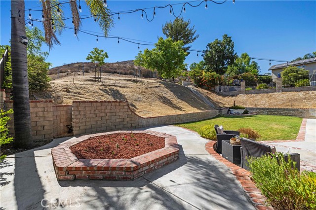 28631 Winterdale Drive, Canyon Country CA: https://media.crmls.org/medias/6263a217-e152-4802-893c-3a2f9c134527.jpg