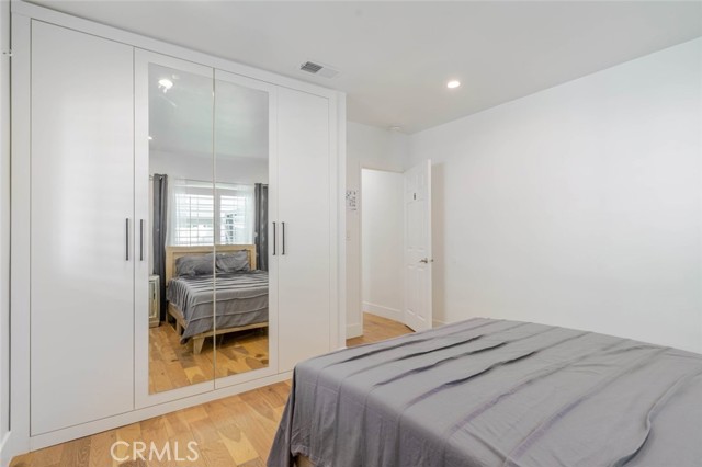 7315 Jamieson Avenue, Reseda CA: https://media.crmls.org/medias/6263e13e-af87-461c-98d8-6d4c793e0ec0.jpg