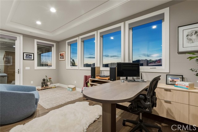 Detail Gallery Image 37 of 49 For 11937 Ancona Way, Porter Ranch,  CA 91326 - 6 Beds | 5/1 Baths