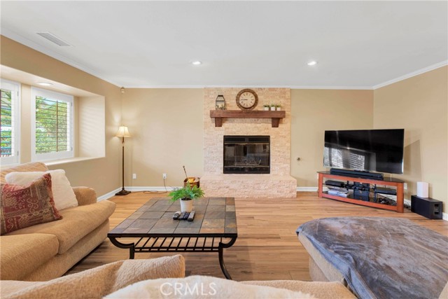 Detail Gallery Image 16 of 60 For 13880 Driftwood Dr, Victorville,  CA 92395 - 4 Beds | 3 Baths