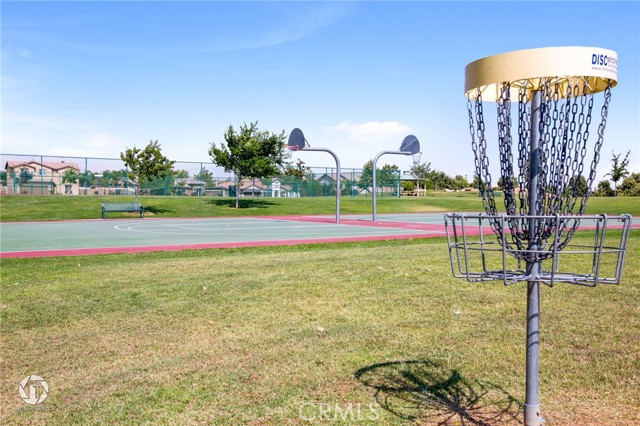 5206 Village Green Lane, Bakersfield CA: https://media.crmls.org/medias/62667546-3a75-4a15-87d0-63bcdb692b87.jpg